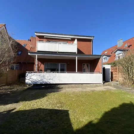 Haus Seeigel Strandflieder ノルダーナイ